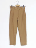 Pantalone con cintura