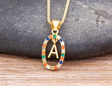 Collana con lettera arcobaleno